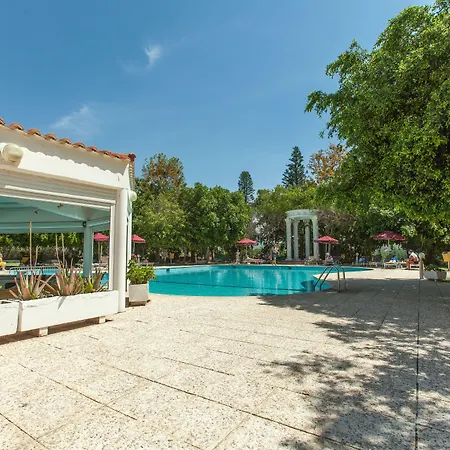 Szálloda Crown Henipa