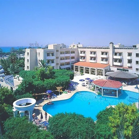 Szálloda Crown Henipa 3*