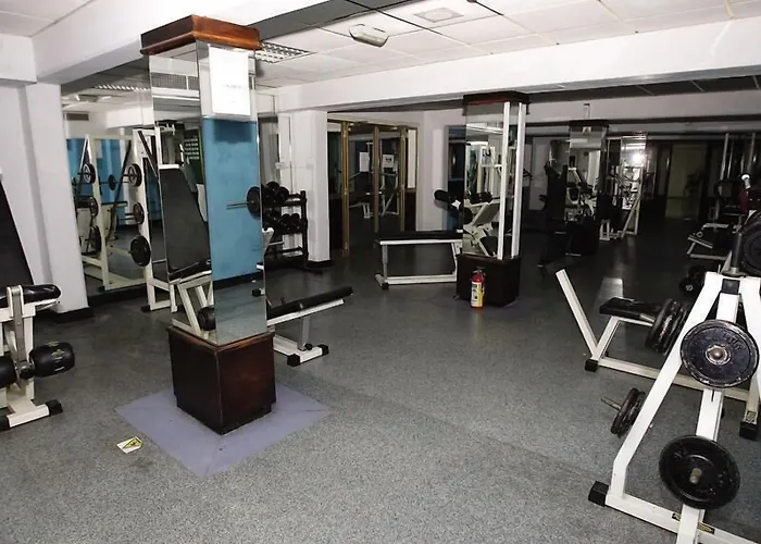 Hotel Crown Henipa Larnaka