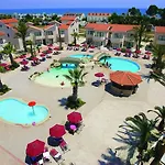 Crown Henipa Hotel 3*