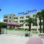 Hotel Crown Henipa