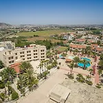 Hotel Crown Henipa 3*