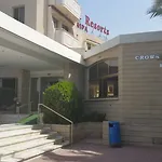 Hotel Crown Henipa 3*