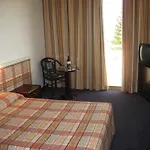 Crown Henipa Hotel