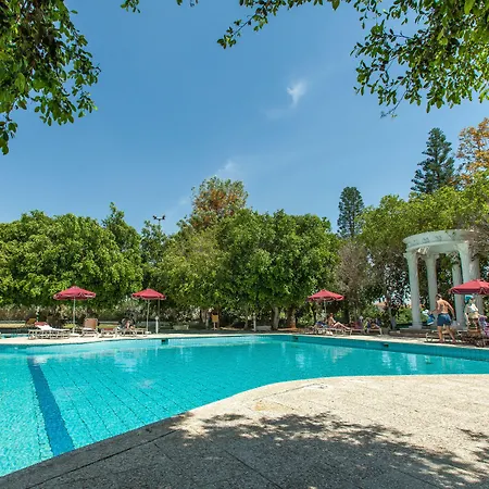 Ξενοδοχείο Crown Henipa 3*