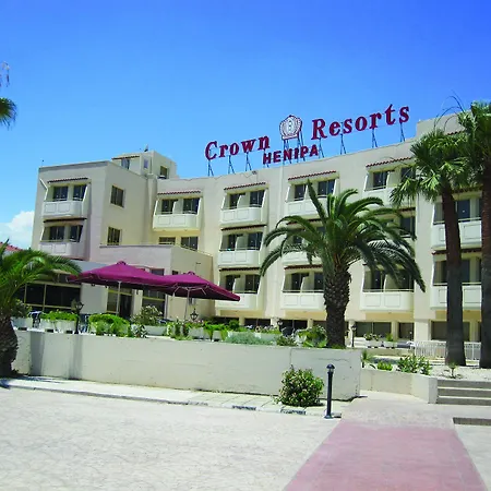Hotel Crown Henipa