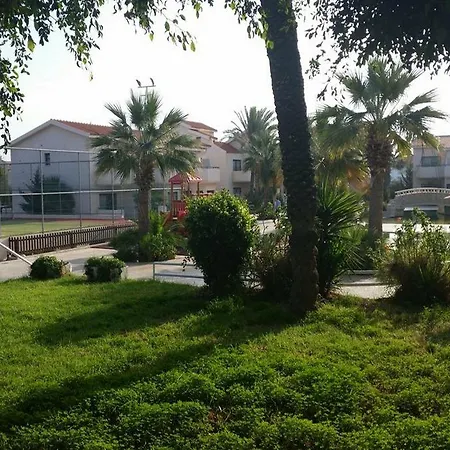 Hotel Crown Henipa