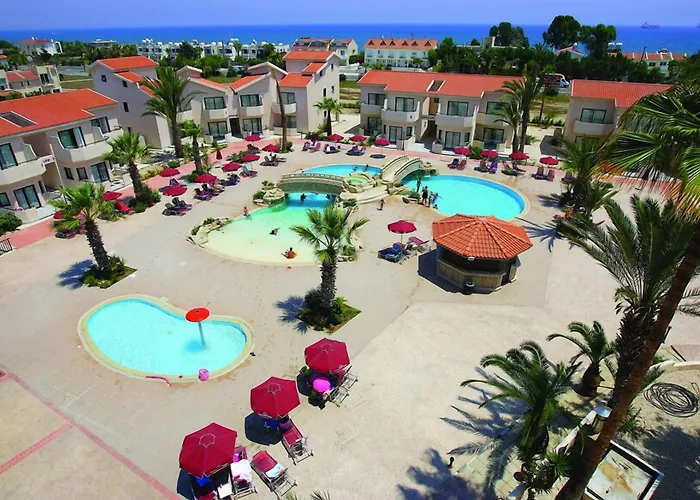 Crown Henipa Ξενοδοχείο 3*